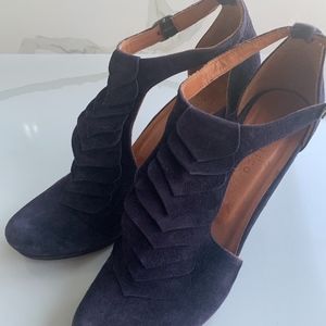 Coclico, soft navy, suede heel